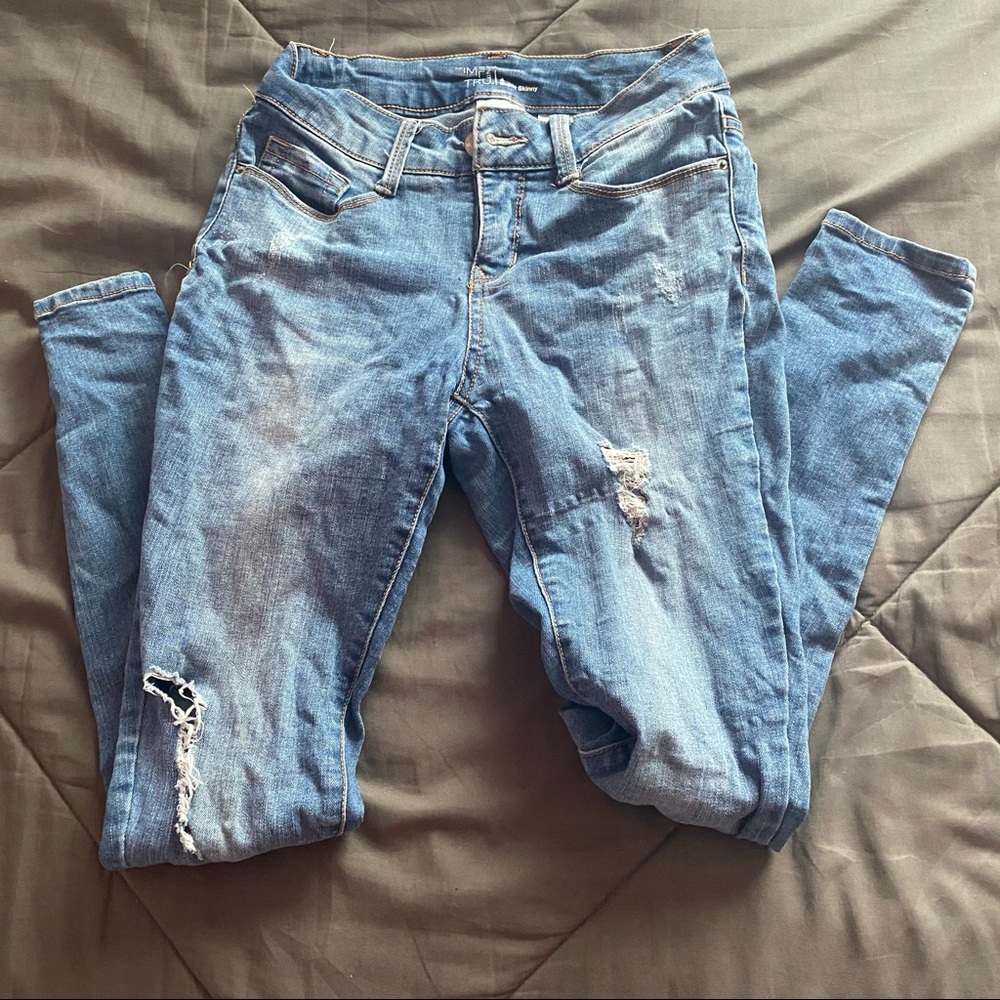 super skinny ripped jeans